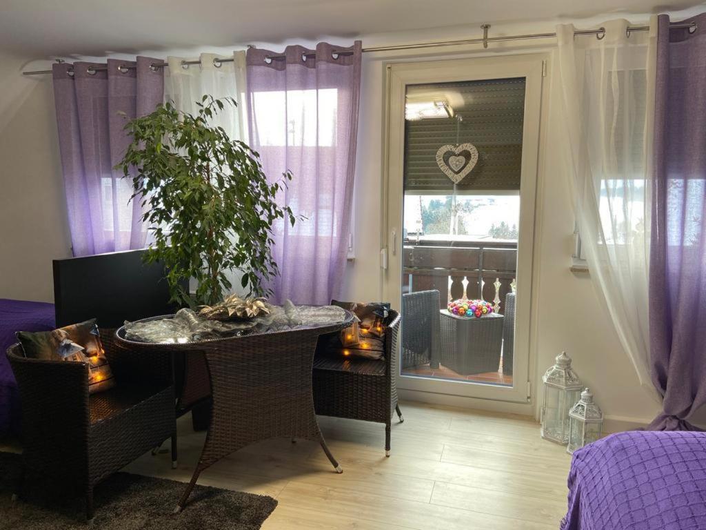 Ferienwohnung Pension Am Berg Філлінген-Швеннінген Екстер'єр фото